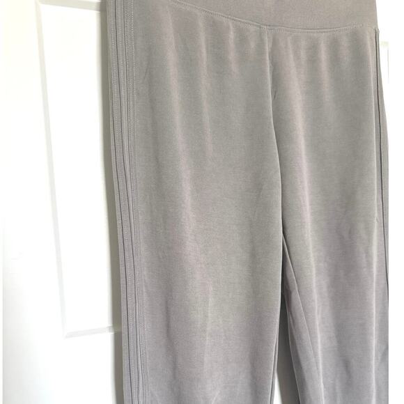 Athleta Taupe Cropped Pants - Picture 5 of 9